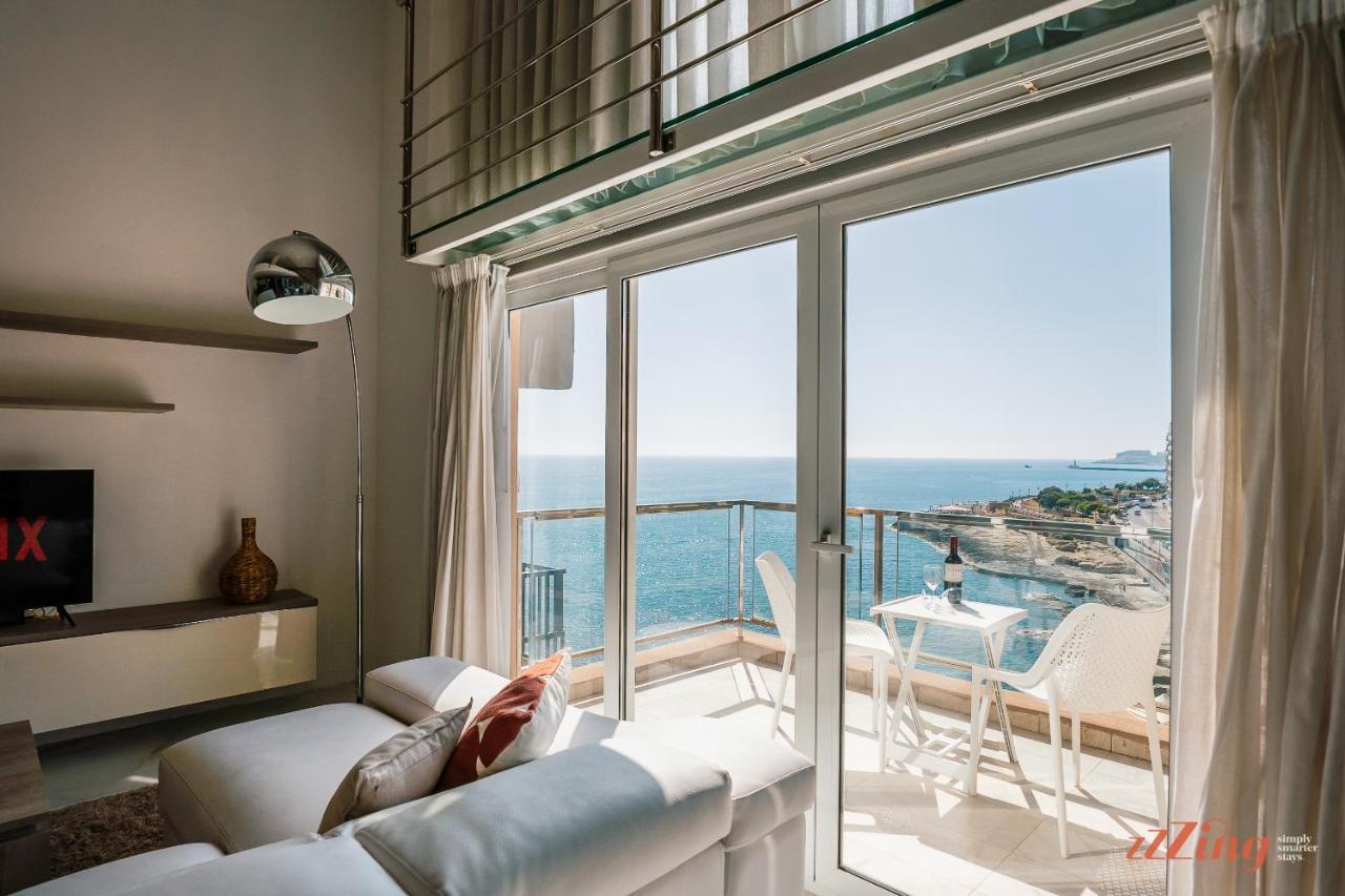 Scenic Seafront Duplex Apartment In Sliema Kültér fotó